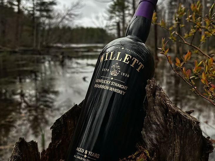 Willett Kentucy Straight Bourbon Whiskey Aged 8 Years